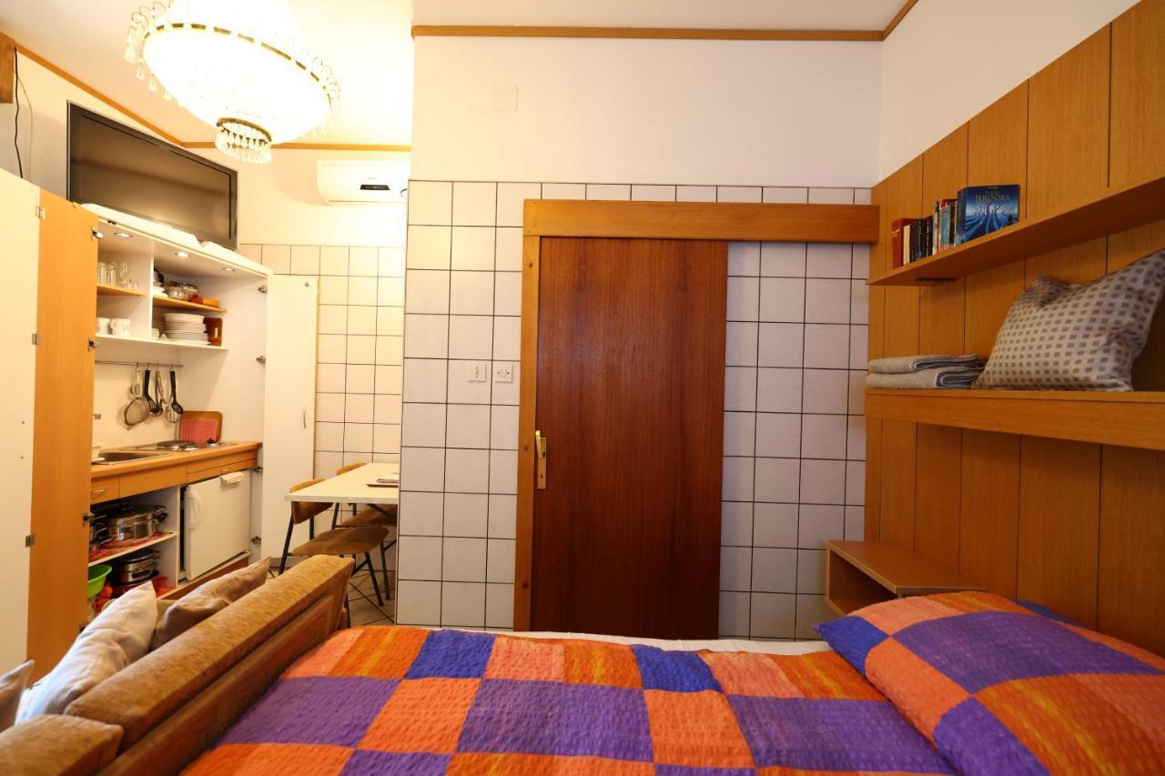 Apartments Pika คิร์ก ภายนอก รูปภาพ