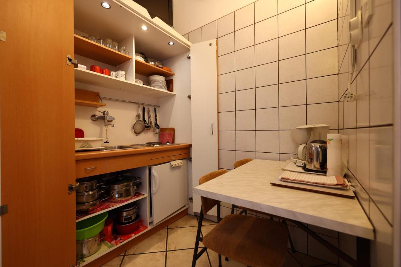 Apartments Pika คิร์ก ภายนอก รูปภาพ